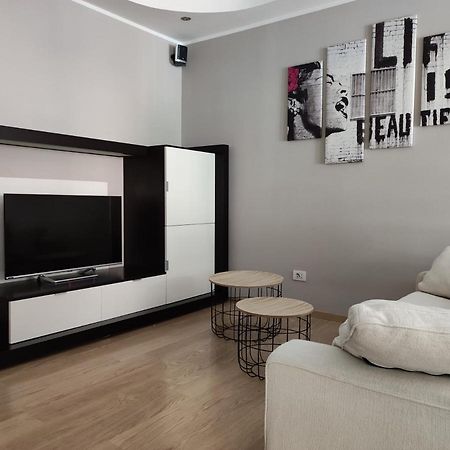 Qu4Ttro Apartman Riva del Garda Kültér fotó